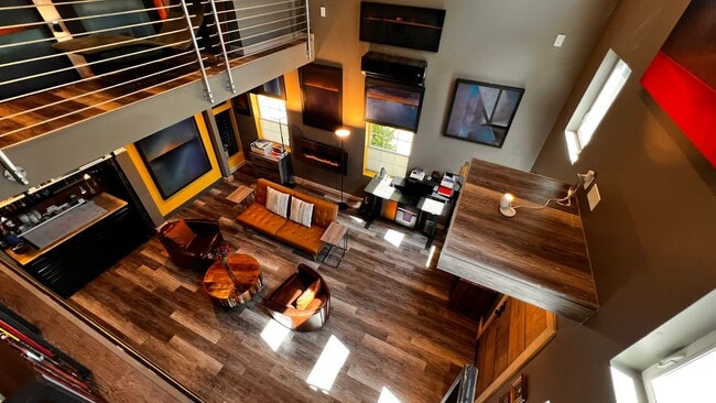Building Photo - Contemporary Napa Loft Retreat