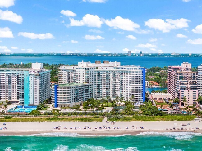 Building Photo - 5151 Collins Ave