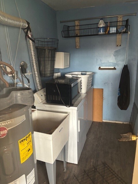 Building Photo - 1149 N April Cir