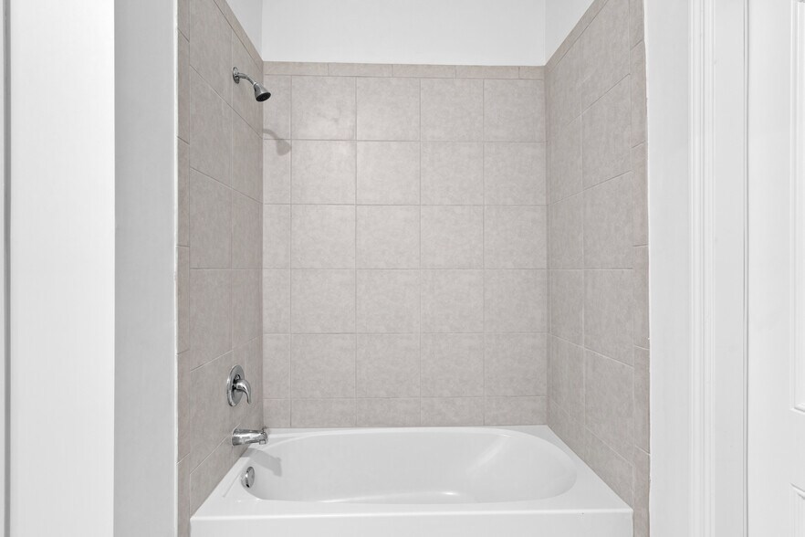 Building Photo - 11947 SW 241st Ter