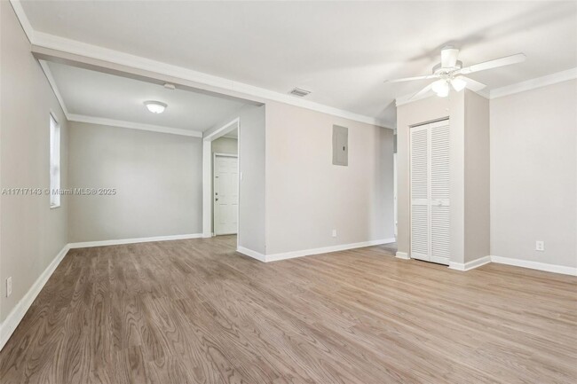 Building Photo - North Andrews Avenue