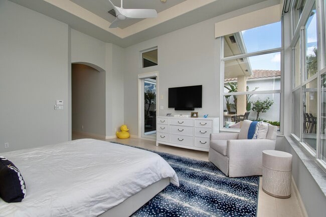 Building Photo - 7916 Montecito Pl