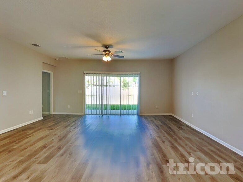 Building Photo - 124 Bloomfield Wy