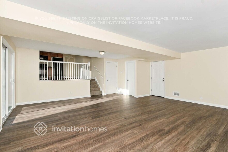 Building Photo - 22830 Lakeshore Dr