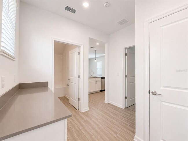 Building Photo - 1432 Viscaya Cove Blvd