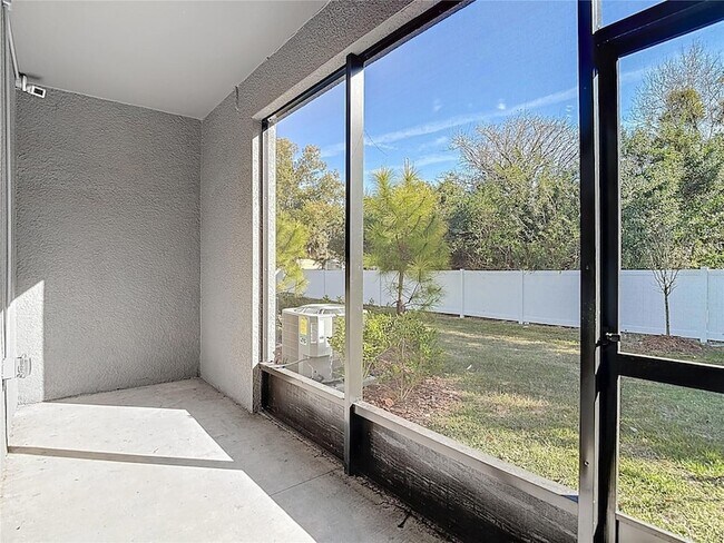 Building Photo - 6170 Shiner St