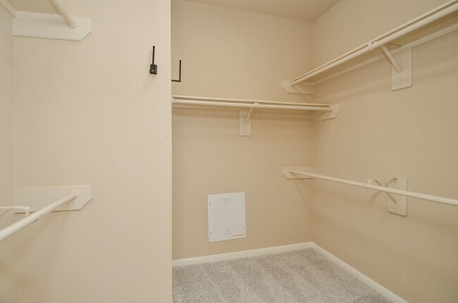 Building Photo - 3307 Home Point Dr