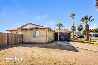 Building Photo - 5260 Saratoga Dr