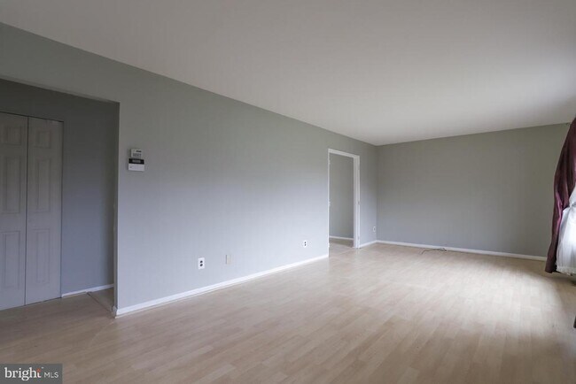 Building Photo - 1940 Arrowood Dr