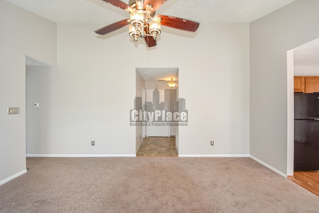 Building Photo - 3126 River Birch Dr