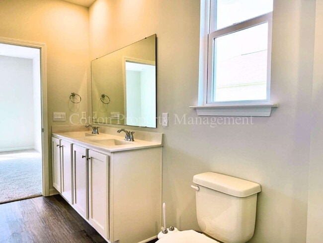 Building Photo - 816 Delta Ct