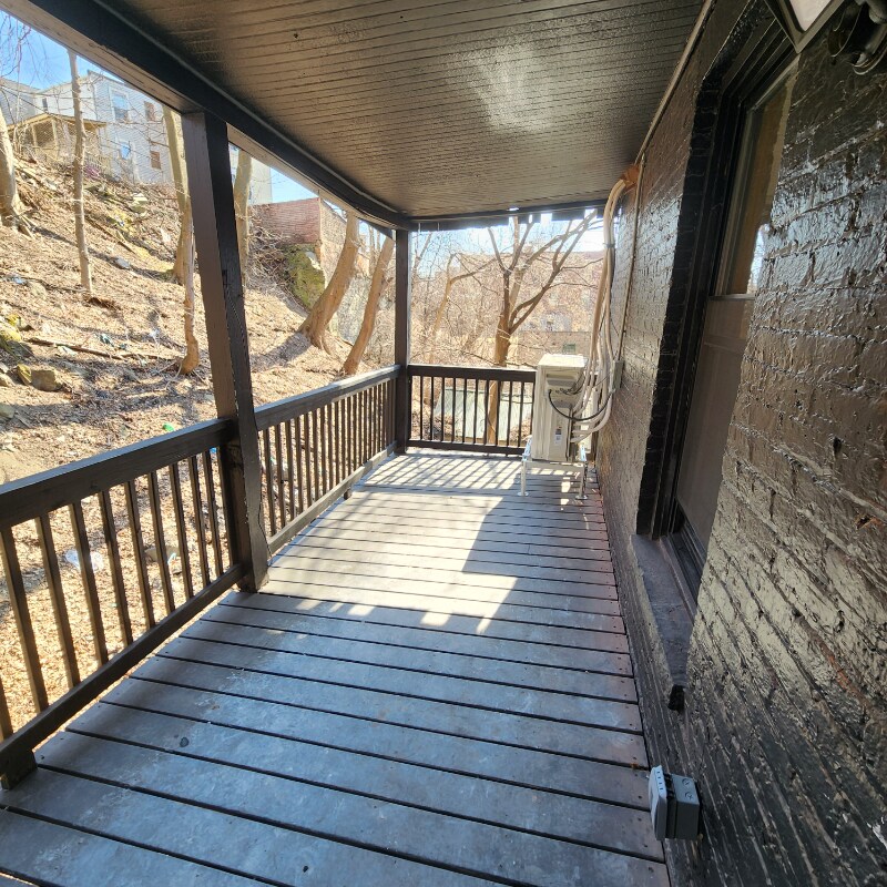 Building Photo - 295-297 Congress St