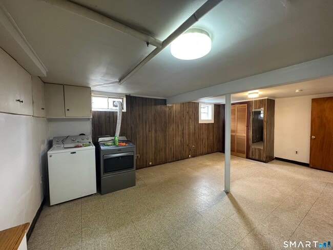 Building Photo - 43 Brooklawn Ave