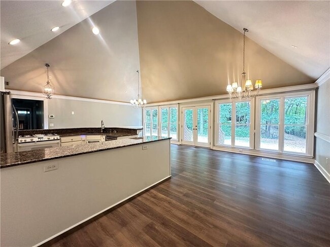 Building Photo - 1095 Whitehead Rd