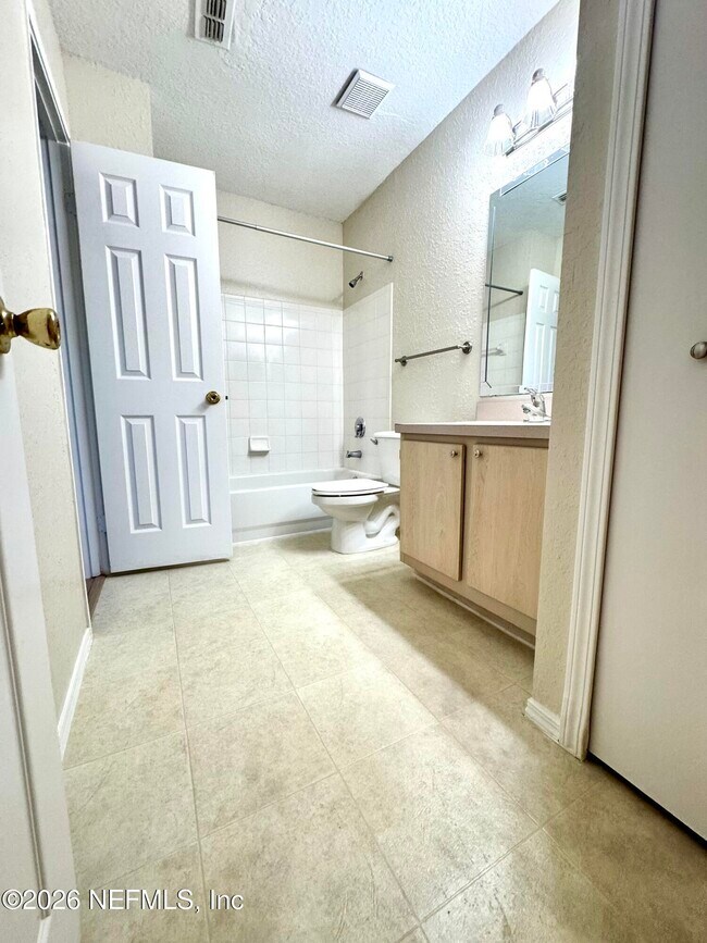 Building Photo - 1701 The Greens Way