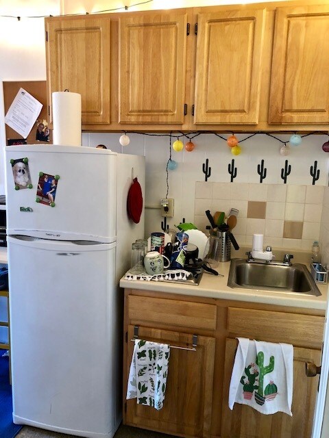 Building Photo - 264 Newbury St