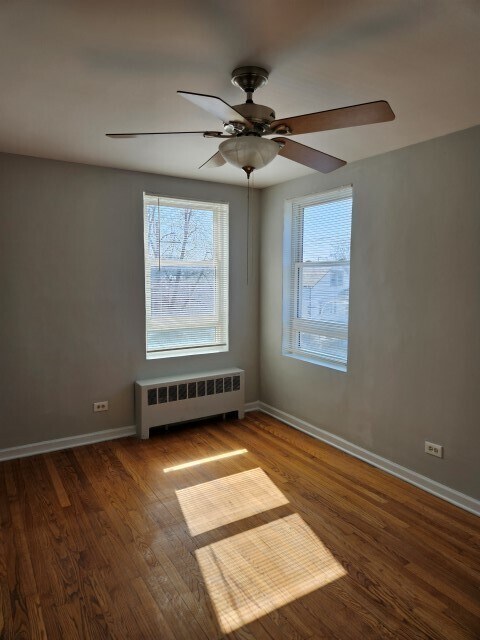 Building Photo - 6104 N Damen Ave