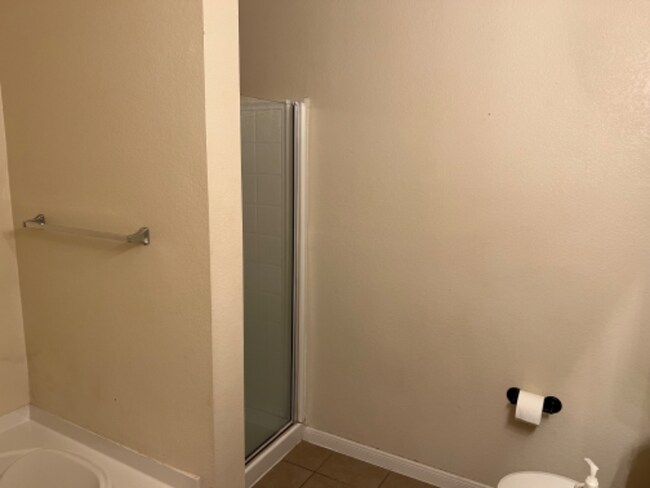 Building Photo - 1738 Summerwood Ln