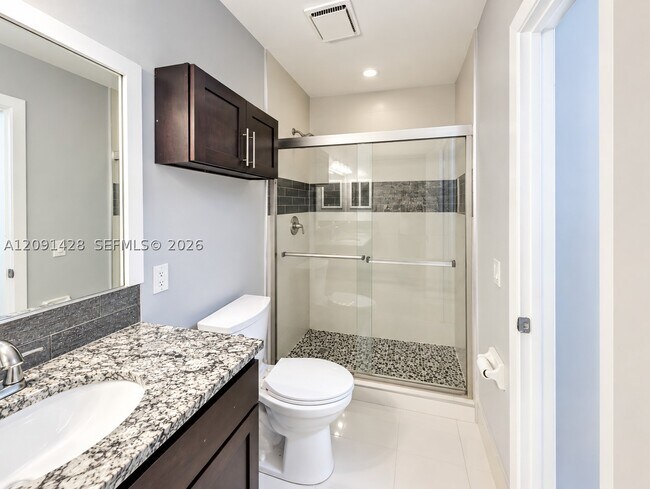 Building Photo - 22344 Palomita Dr