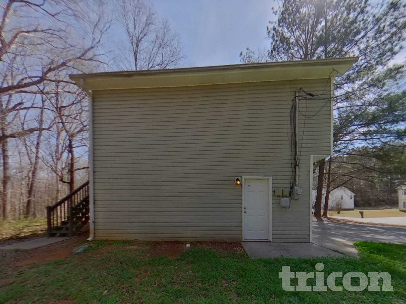 Building Photo - 165 Bridge Landing