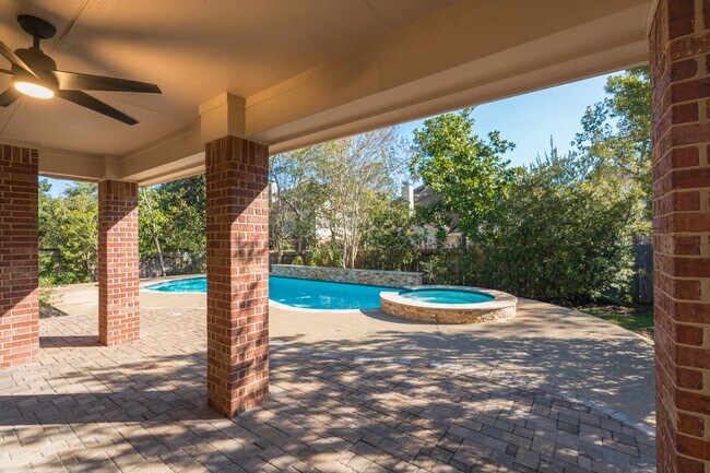 Building Photo - 63 W Artist Grove Pl