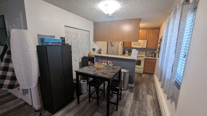 Building Photo - 7309 W Hampden Ave