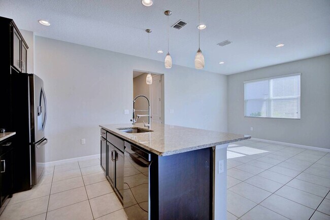 Building Photo - 244 Bella Verano Way