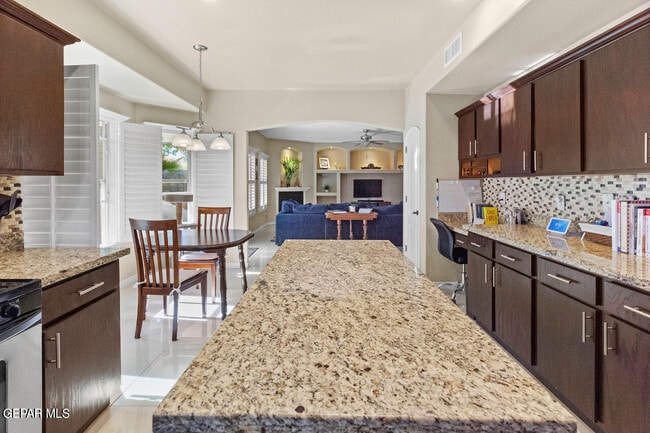 Building Photo - 3216 Tierra Palma Dr