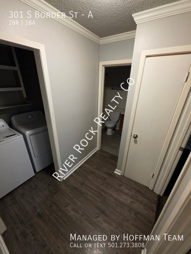 Building Photo - 301 S Border St