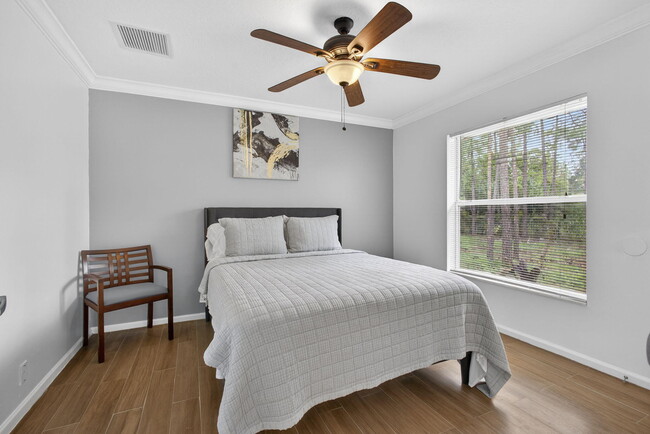 Building Photo - 16931 78th Rd N