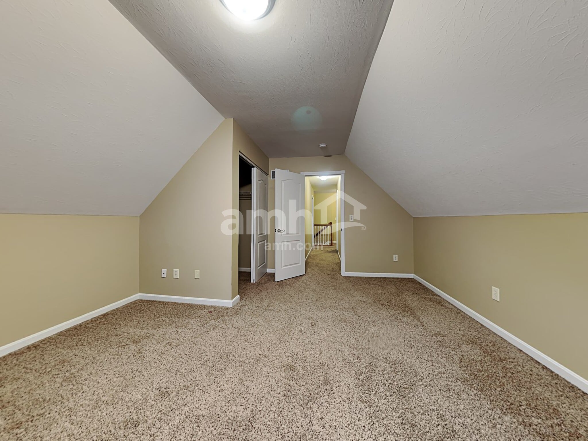 Building Photo - 10217 Limerick Cir