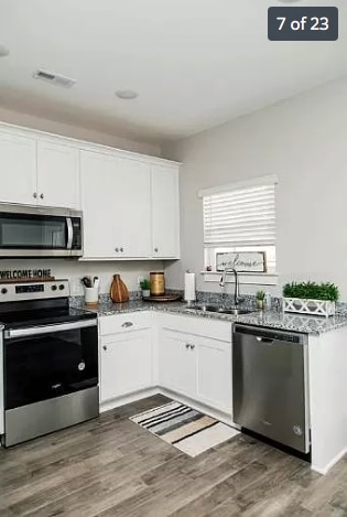 Kitchen - 2343 Patrick Ave