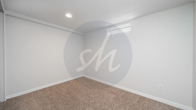 Building Photo - Updated Rancher Near US Olympic Training C...
