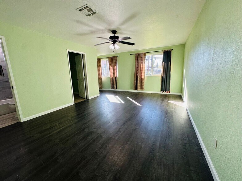 Building Photo - 761 N L St