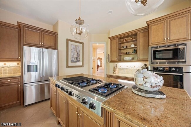 Building Photo - 4661 Via Ravenna