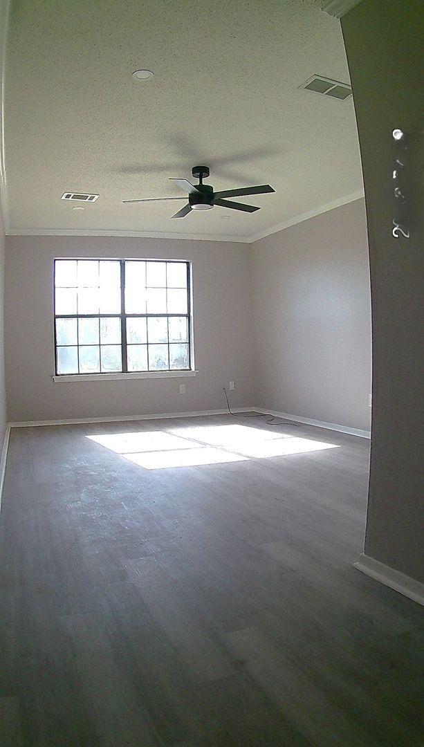 Building Photo - 3636 Greenacres Place Dr