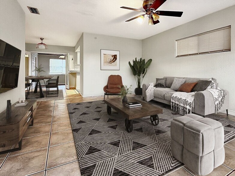 Building Photo - 413 Krueger St