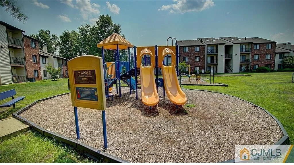 Building Photo - 3 Covington Ct