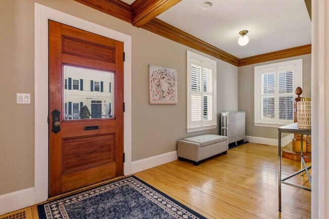 Building Photo - 115 Court St