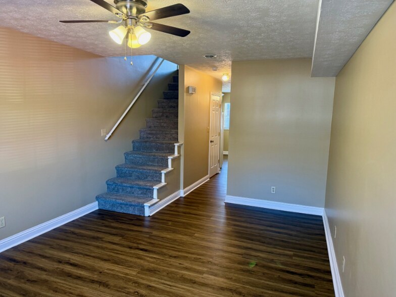 Building Photo - 2305 Adams Ave