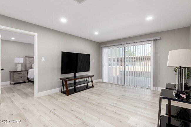 Building Photo - 4354 N 82nd St