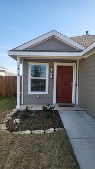 Building Photo - 7316 Gray Wolf Ln
