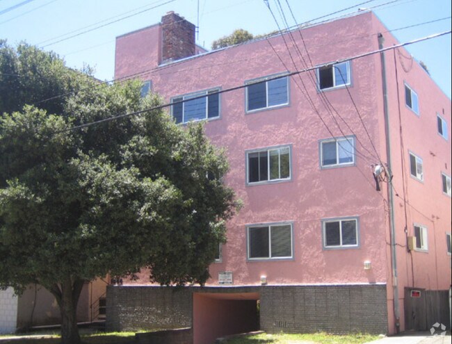 Primary Photo - The Oxford Manor Apartments