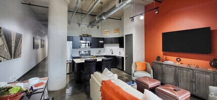 Building Photo - Limited-Time Deal: 1 Month Free!