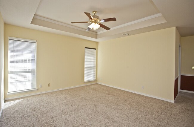 Building Photo - 304 Old Forge Dr