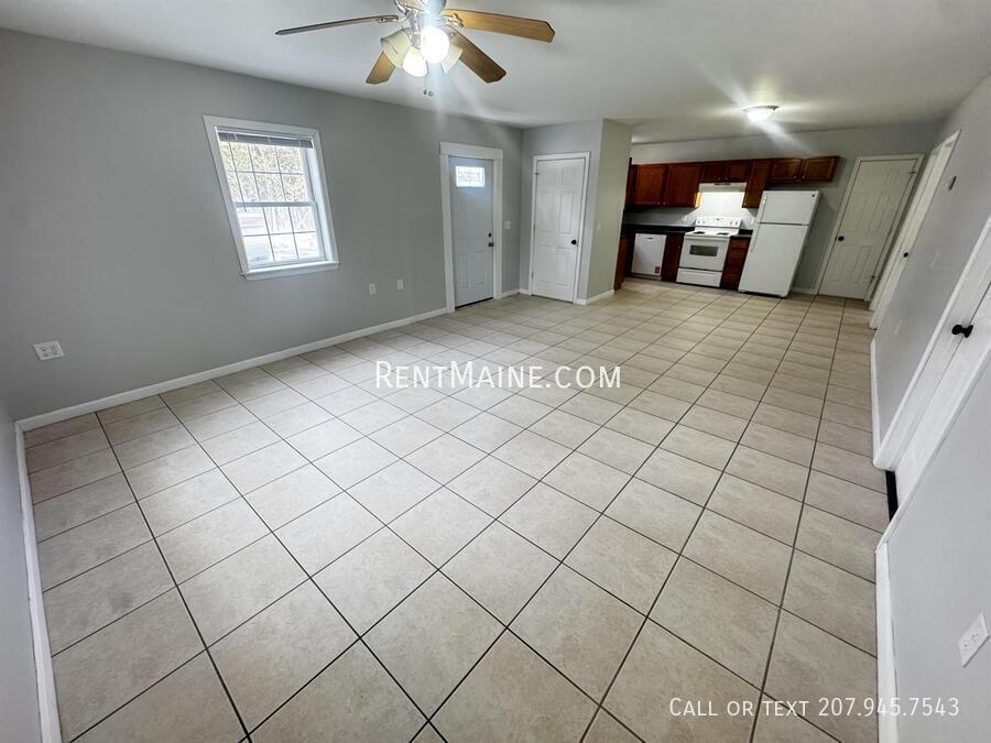 Building Photo - 40 Vafiades Ave