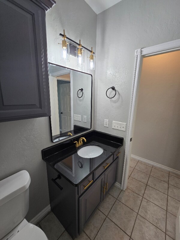 Building Photo - 12007 Ashford Dr