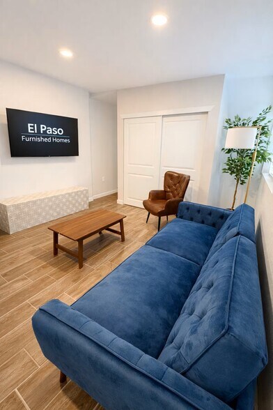 Building Photo - 3711 Nashville Ave