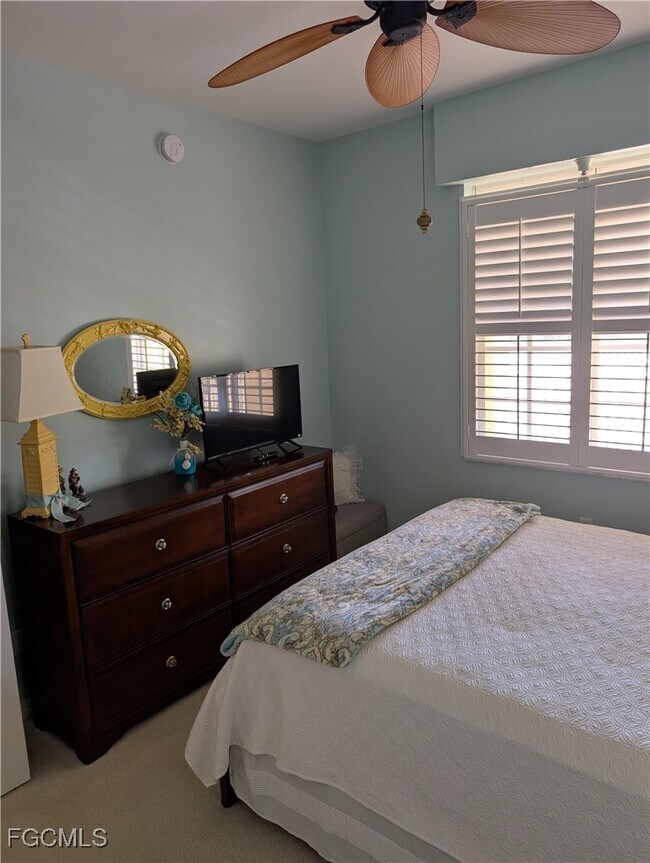 Building Photo - 19460 Cromwell Ct