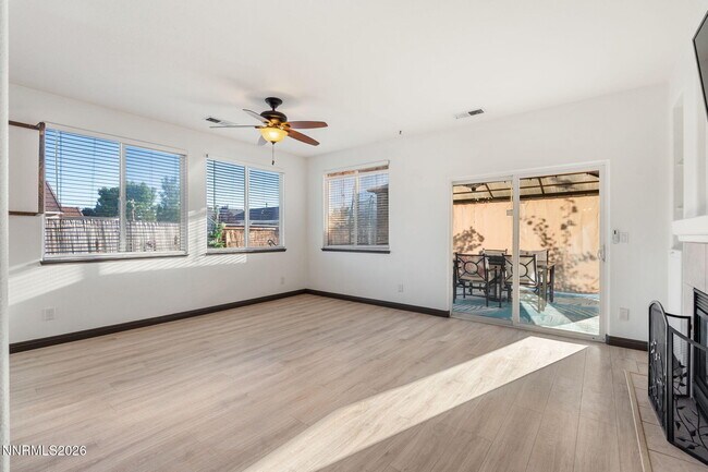 Building Photo - 10235 Lucente Way